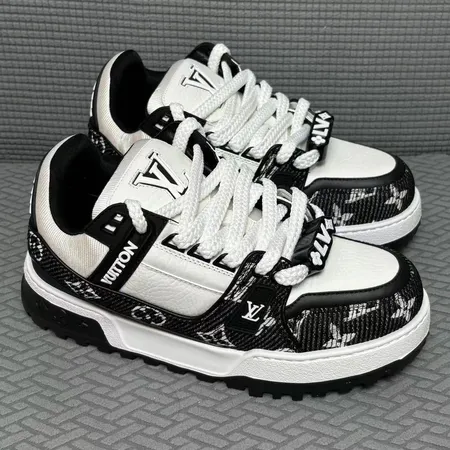 ルイヴィトン カジュアルシューズ