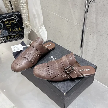 プラダ スリッパ