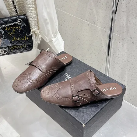 プラダ スリッパ