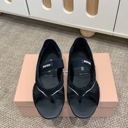 ミュウミュウ サンダル