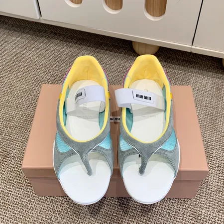 ミュウミュウ サンダル