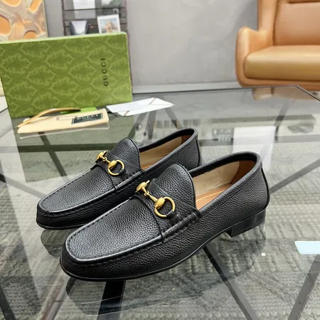 グッチ ビジネスシューズ