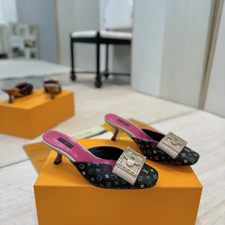 ルイヴィトン サンダル