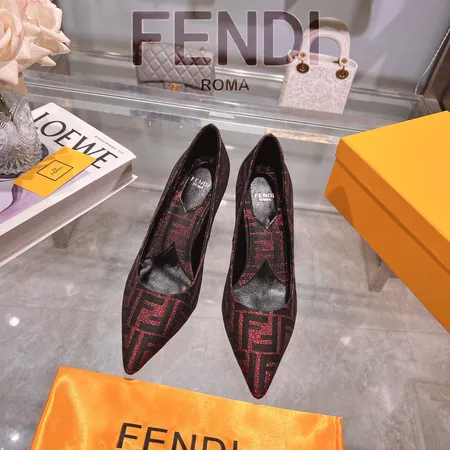 フェンディ サンダル