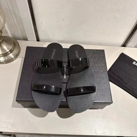 イブサンローラン スリッパ