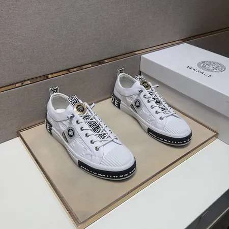 ヴェルサーチ カジュアルシューズ