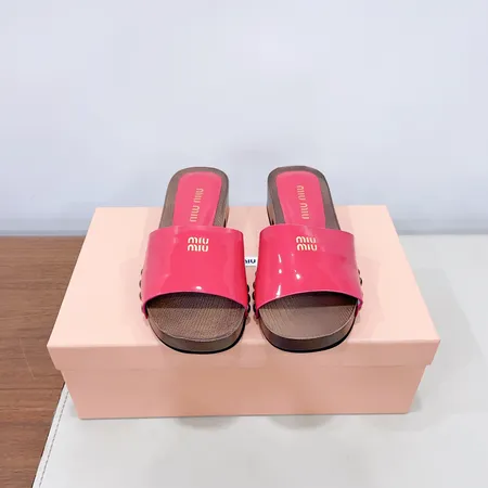 ミュウミュウ スリッパ