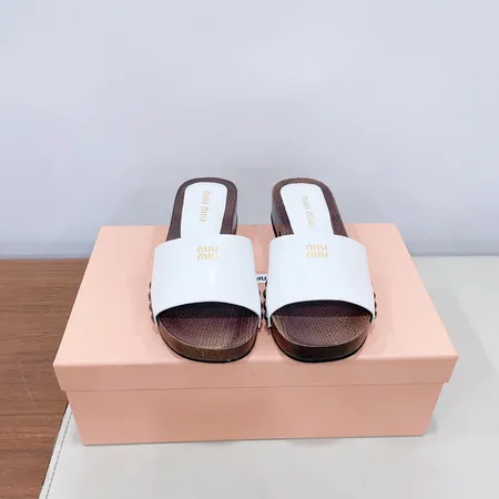 ミュウミュウ スリッパ