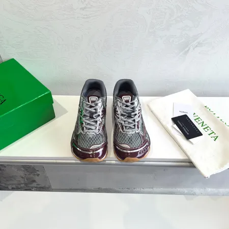 ボッテガ ヴェネタ スニーカー