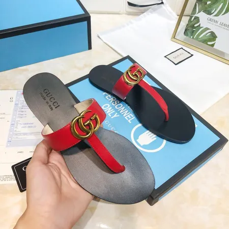 グッチ スリッパ