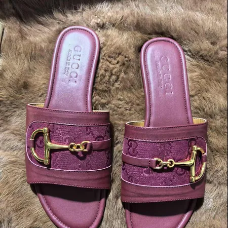 グッチ スリッパ