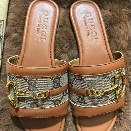 グッチ スリッパ
