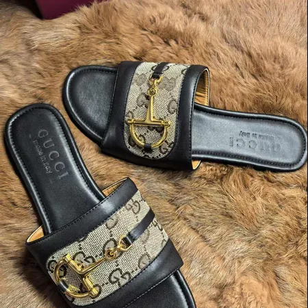 グッチ スリッパ