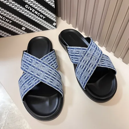 ジバンシィ スリッパ