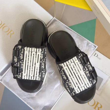 ディオール スリッパ