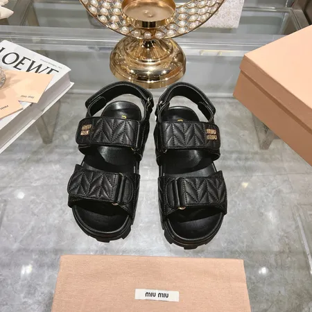 ミュウミュウ サンダル