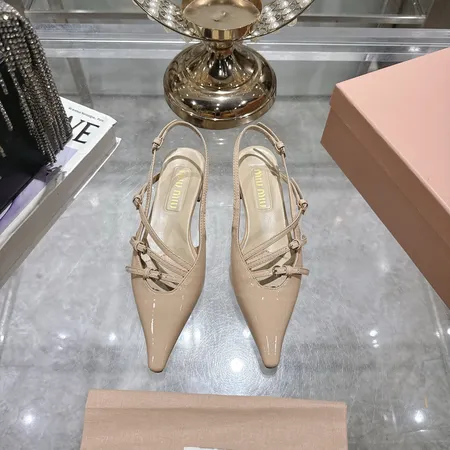 ミュウミュウ サンダル