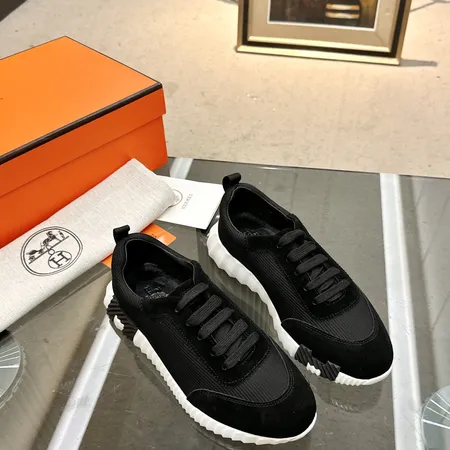 エルメス スニーカー