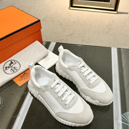 エルメス スニーカー