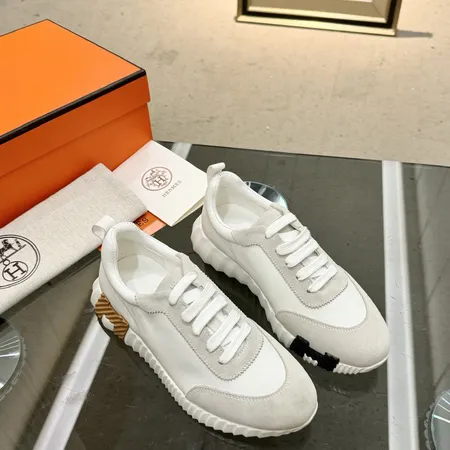 エルメス スニーカー