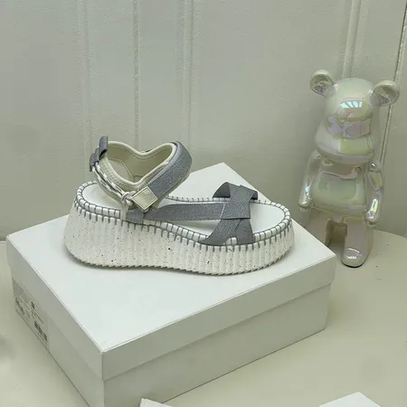 クロエ サンダル