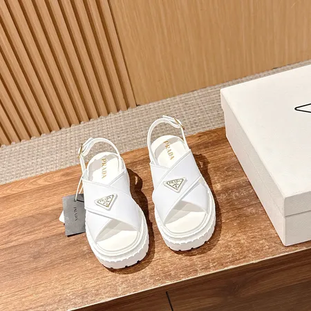 プラダ サンダル