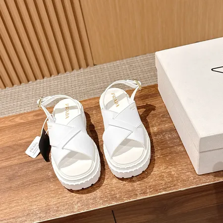 プラダ サンダル