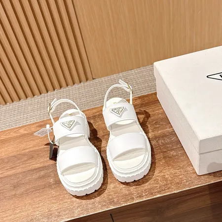 プラダ サンダル