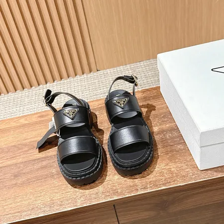 プラダ サンダル