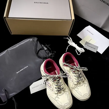 バレンシアガ カジュアルシューズ