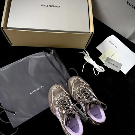 バレンシアガ カジュアルシューズ