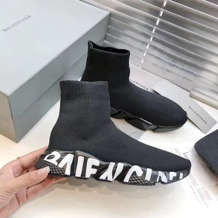 バレンシアガ カジュアルシューズ