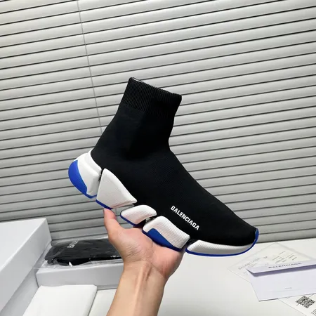 バレンシアガ カジュアルシューズ