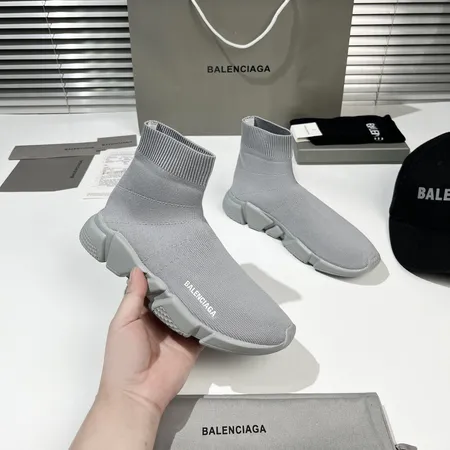 バレンシアガ カジュアルシューズ