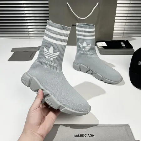 バレンシアガ カジュアルシューズ