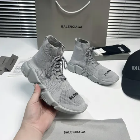 バレンシアガ カジュアルシューズ