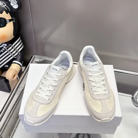 セリーヌ スニーカー