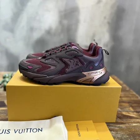 ルイヴィトン スニーカー