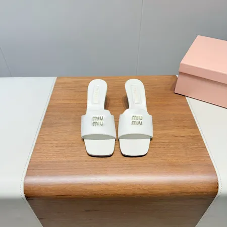 ミュウミュウ サンダル