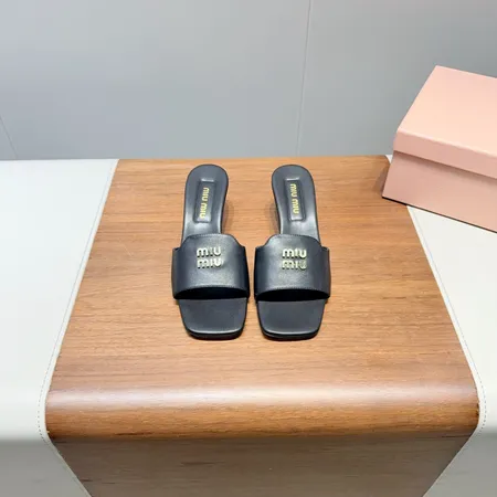 ミュウミュウ サンダル