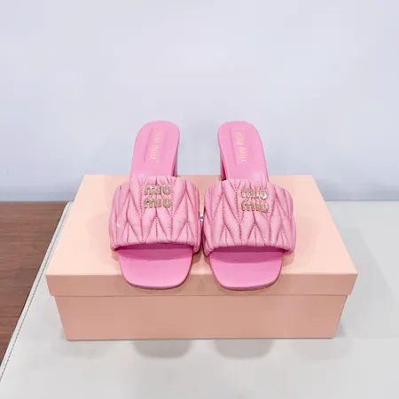 ミュウミュウ サンダル