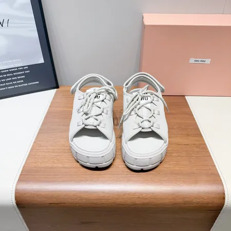 ミュウミュウ サンダル