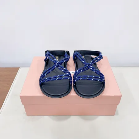 ミュウミュウ サンダル