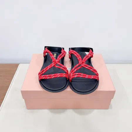 ミュウミュウ サンダル