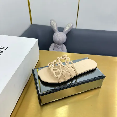 ロエベ スリッパ