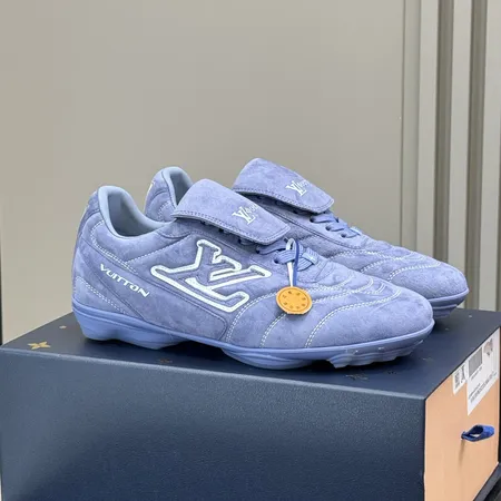 ルイヴィトン スニーカー