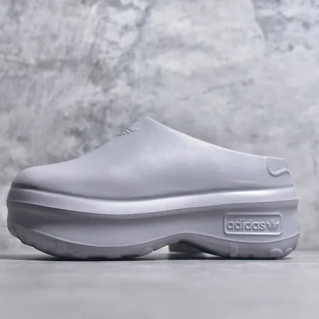 アディダス スリッパ