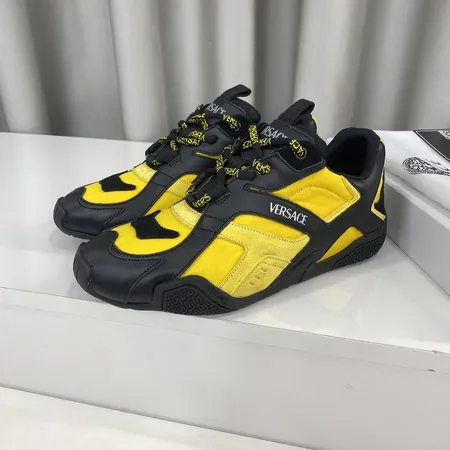 ヴェルサーチ カジュアルシューズ