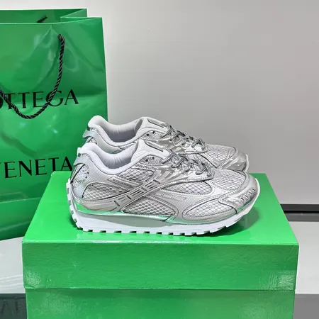 ボッテガ ヴェネタ スニーカー