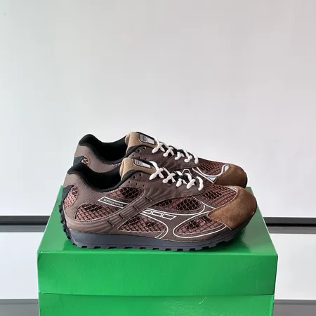 ボッテガ ヴェネタ スニーカー